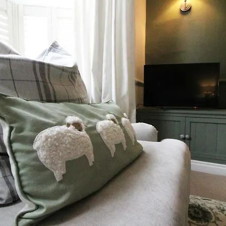 Nyaraló 3-bed Near Harrogate, Parking, Long *