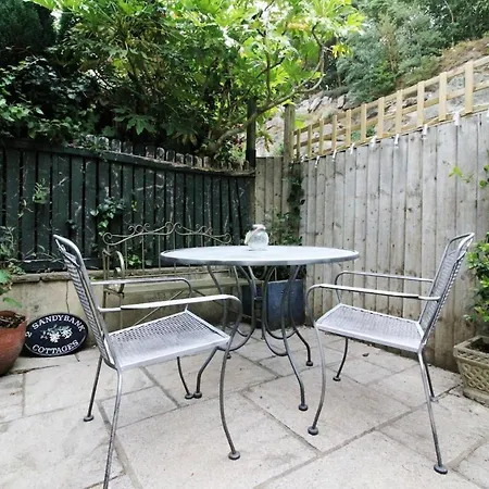 3-bed Near Harrogate, Parking, Long