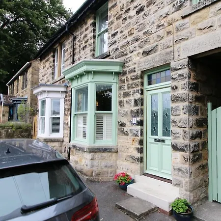 Nyaraló 3-bed Near Harrogate, Parking, Long *