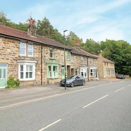3-bed Near Harrogate, Parking, Long * Pannal