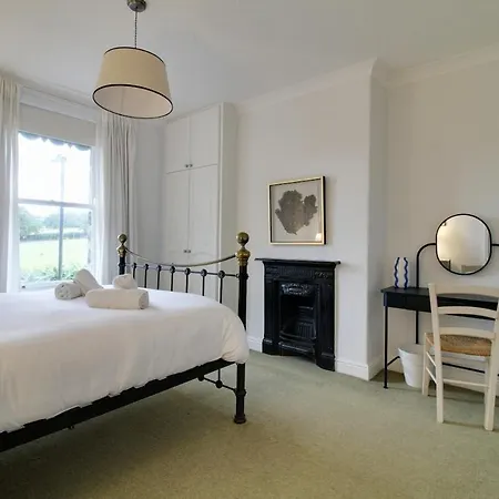 Nyaraló 3-bed Near Harrogate, Parking, Long
