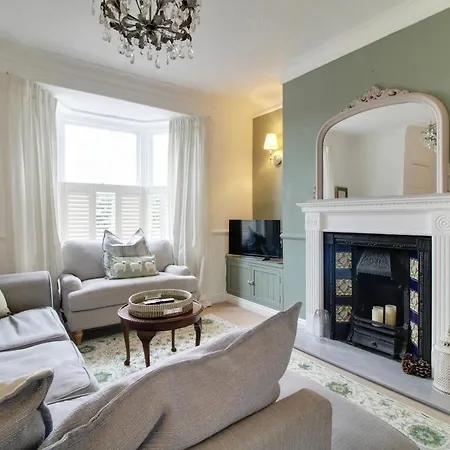 3-bed Near Harrogate, Parking, Long Nyaraló Pannal